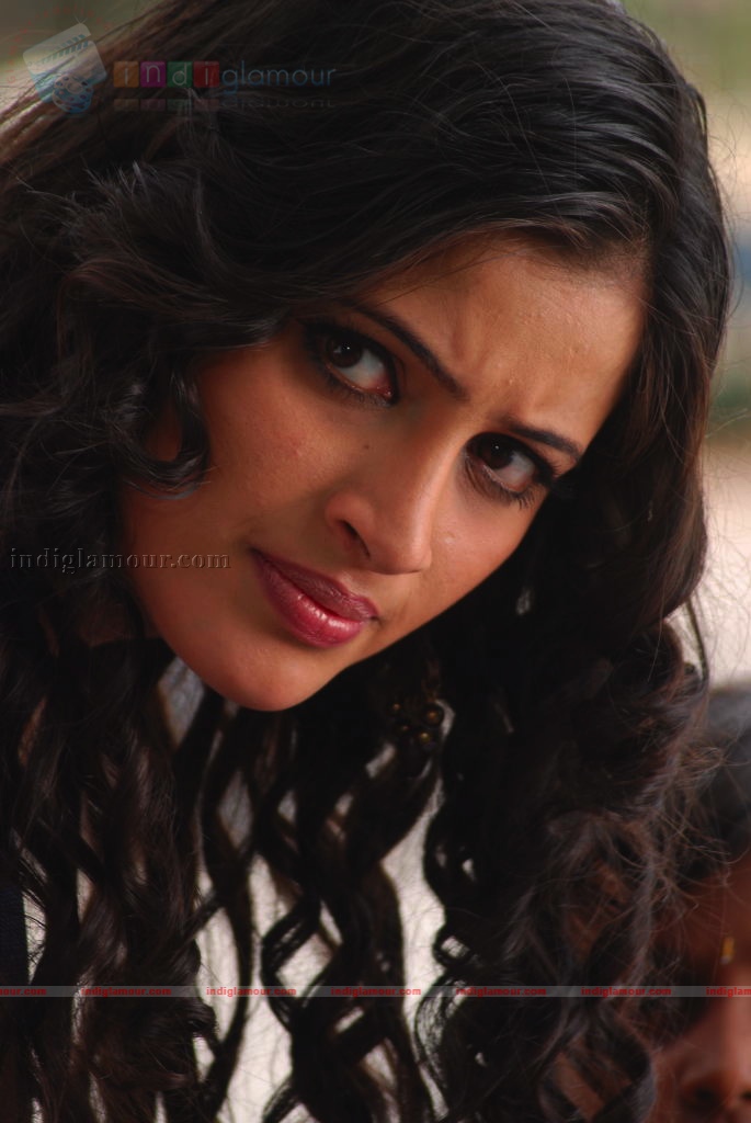 Navneet Kaur Actress hd photo