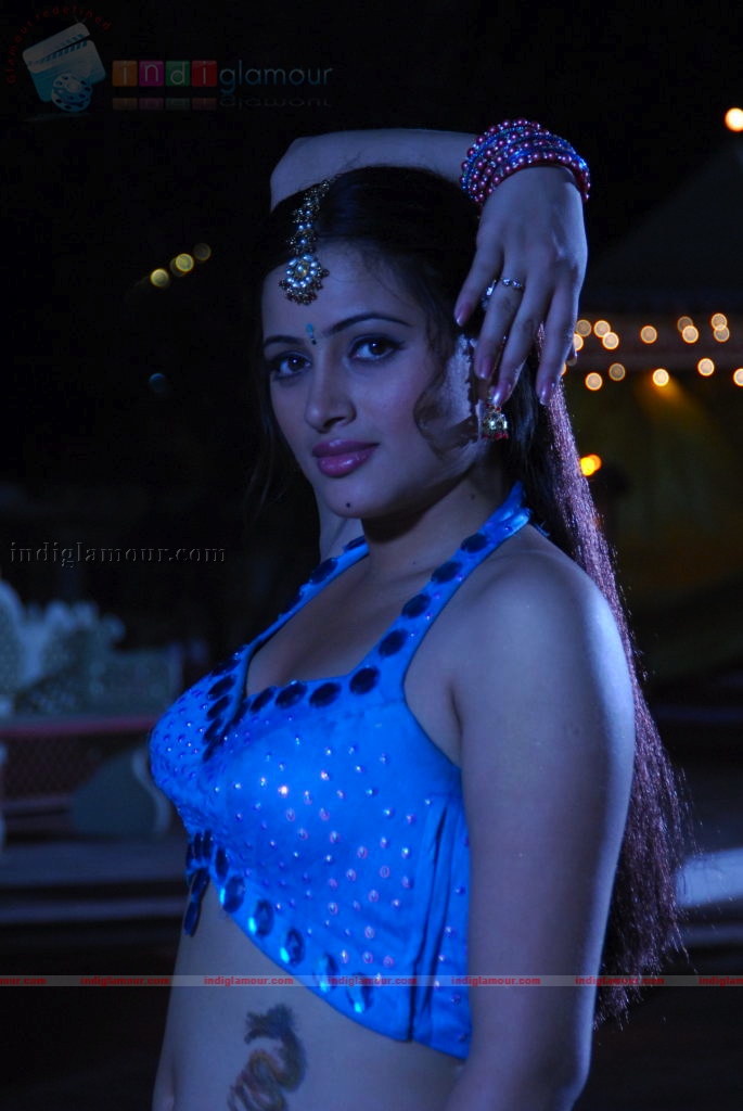 Navneet Kaur Actress hd photo