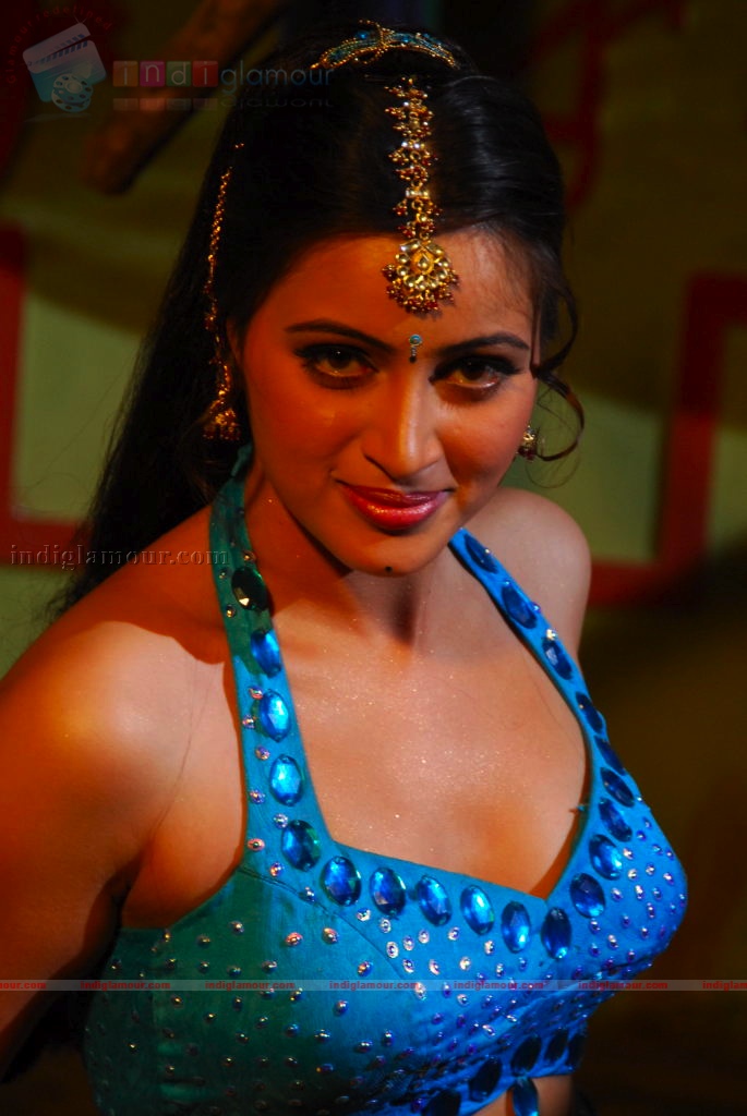 Navneet Kaur Actress hd photo