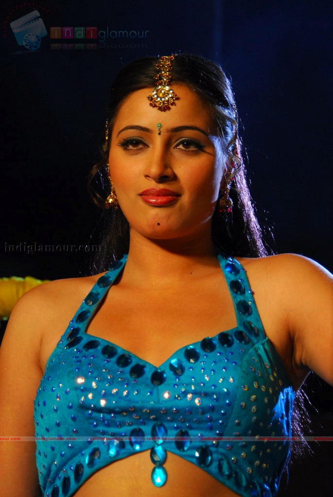 Navneet Kaur Actress hd photo