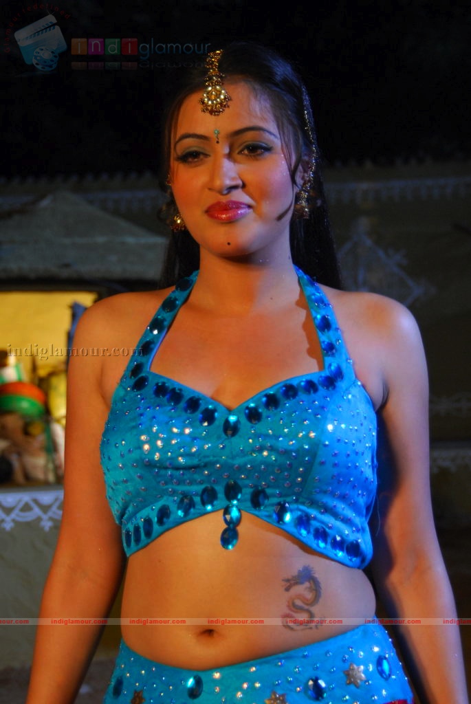 Navneet Kaur Actress hd photo