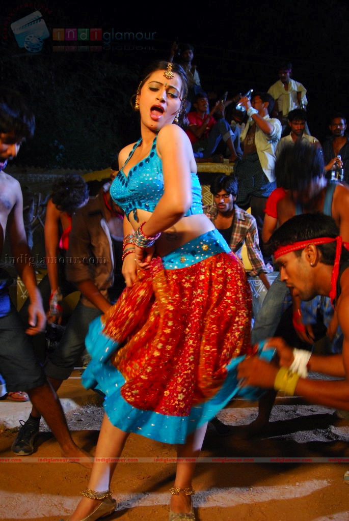 Navneet Kaur Actress hd photo
