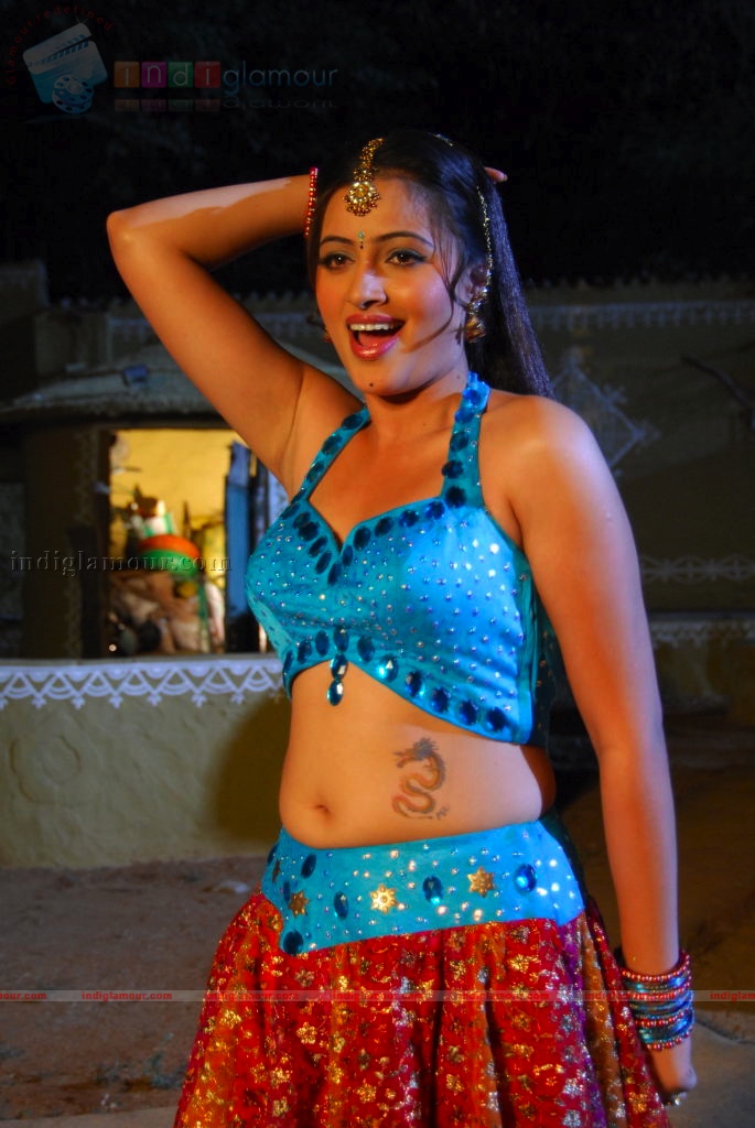 Navneet Kaur Actress hd photo
