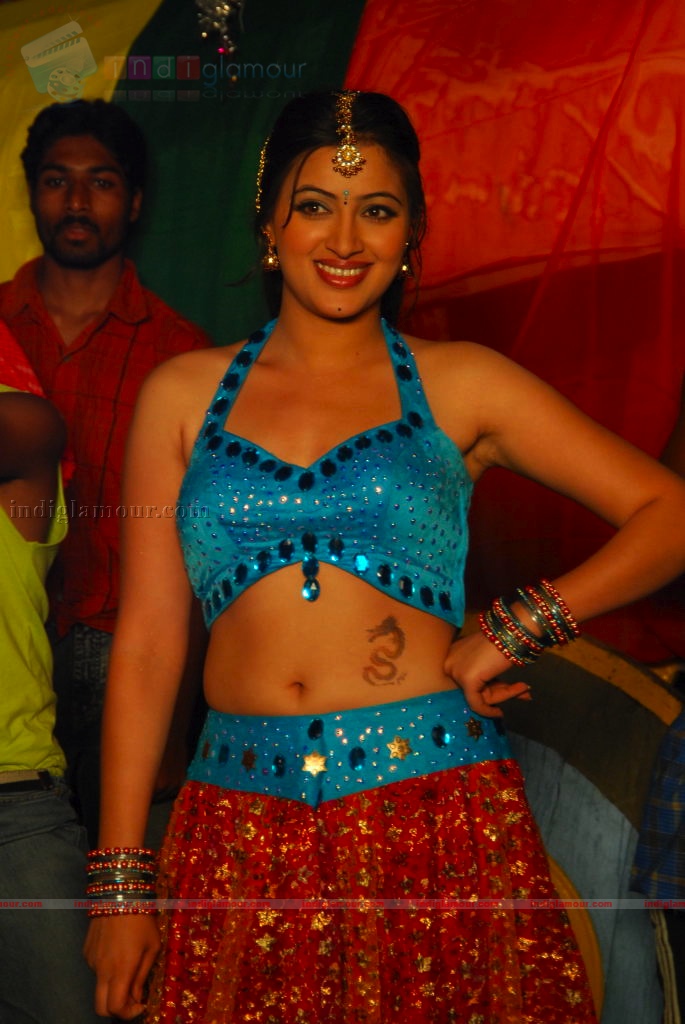 Navneet Kaur Actress hd photo