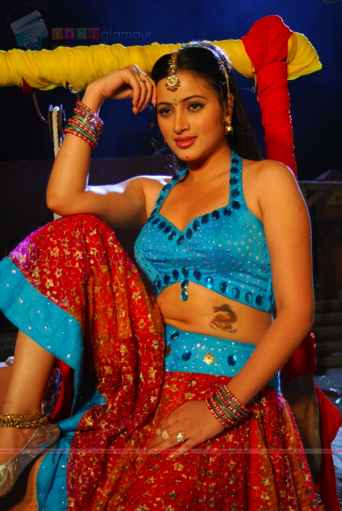 Navneet Kaur Actress hd photo