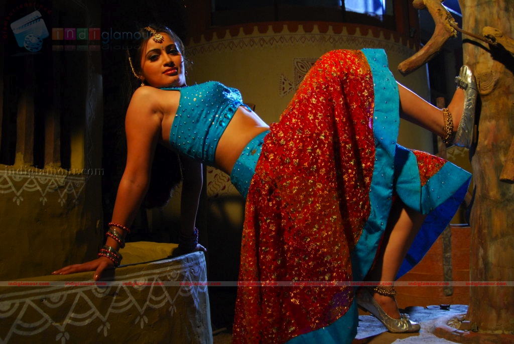 Navneet Kaur Actress hd photo