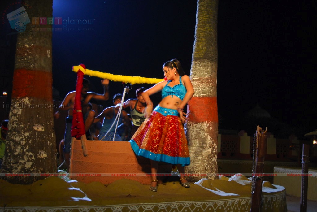 Navneet Kaur Actress hd photo