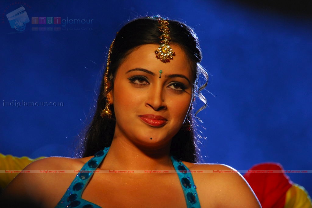 Navneet Kaur Actress hd photo