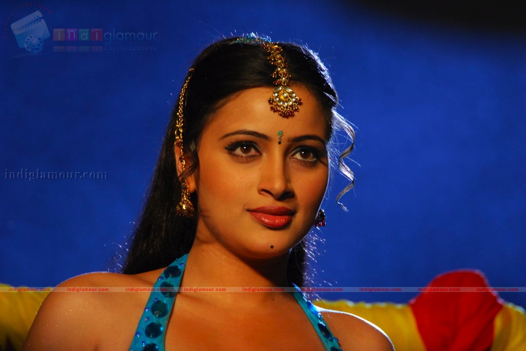 Navneet Kaur Actress hd photo