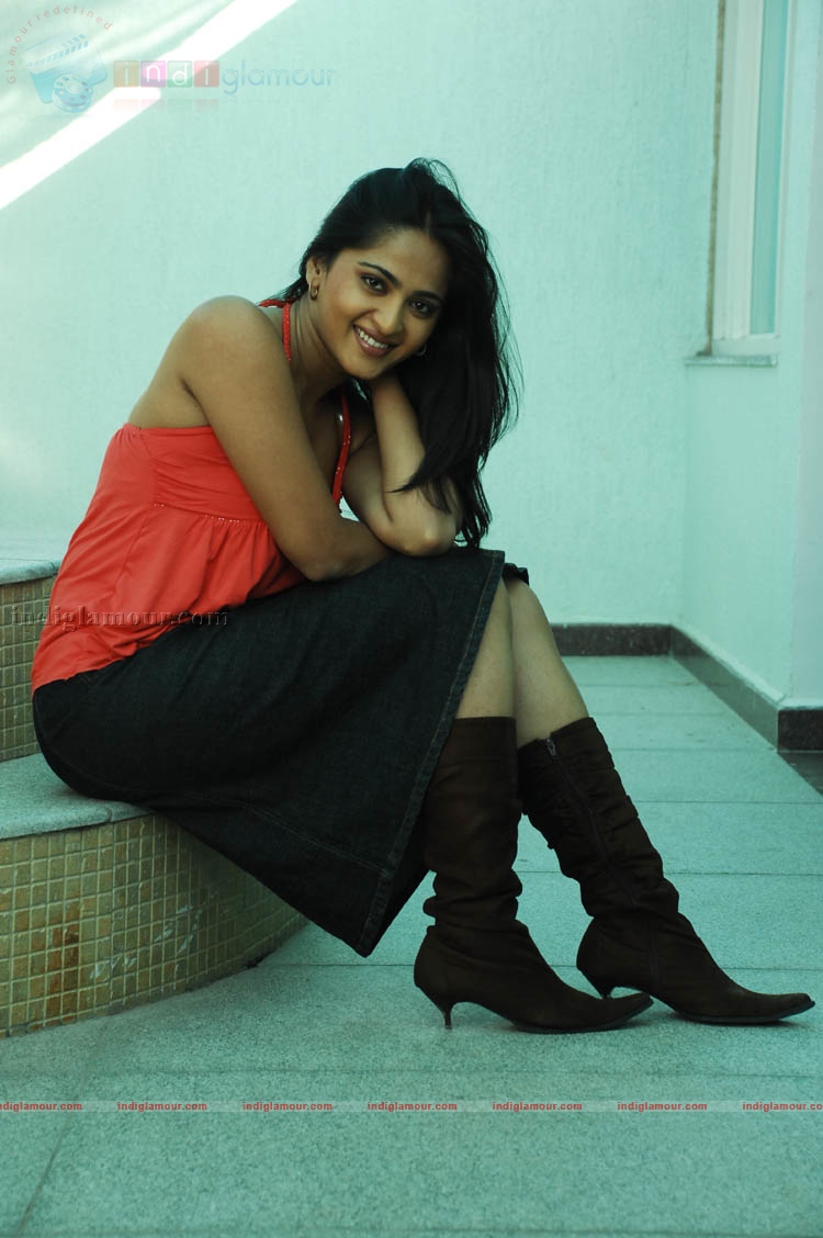 Anushka Actress hd photo