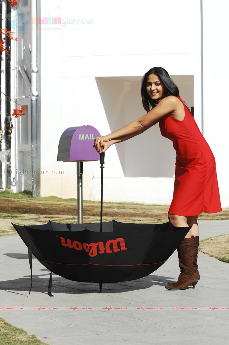 Anushka Actress hd photo