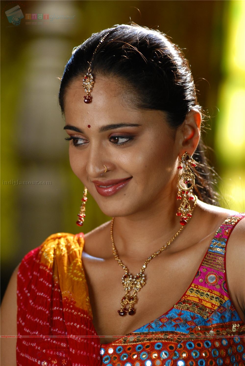 Anushka Actress hd photo