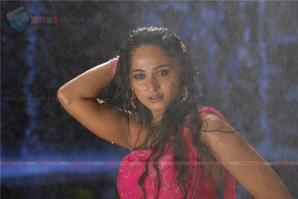 Anushka Actress hd photo