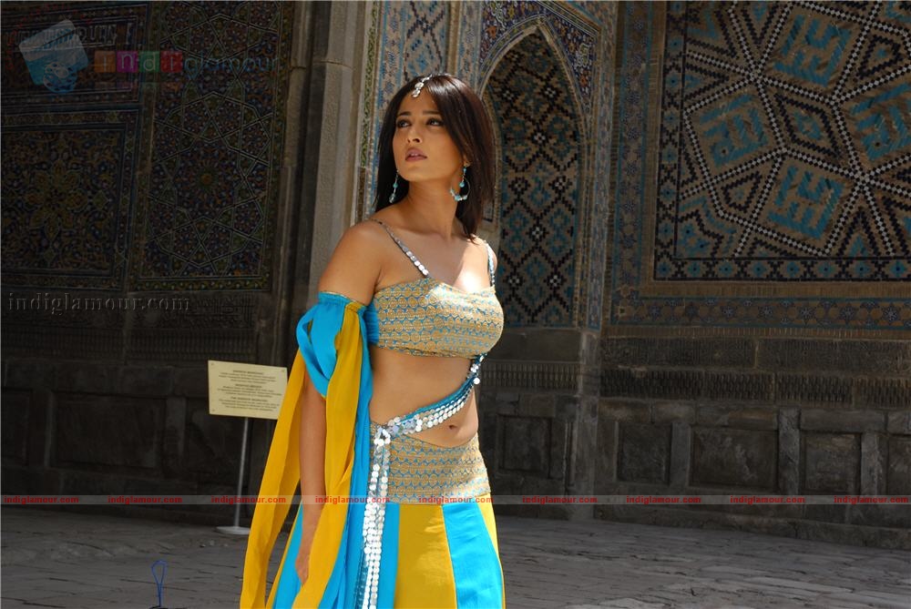 Anushka Actress hd photo
