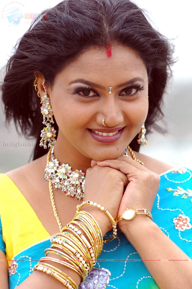 Raksha Actress hd photo