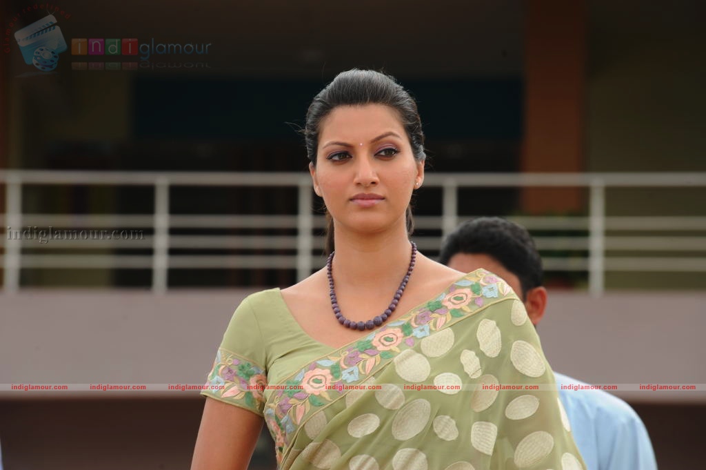 Hamsa Nandini Actress hd photo