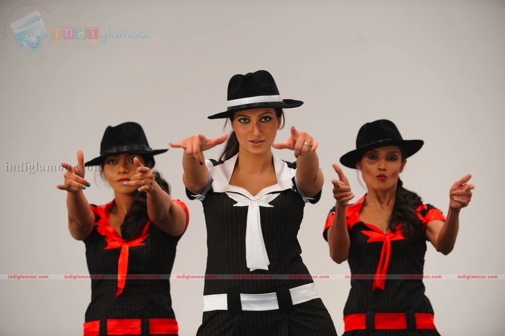 Hamsa Nandini Actress hd photo