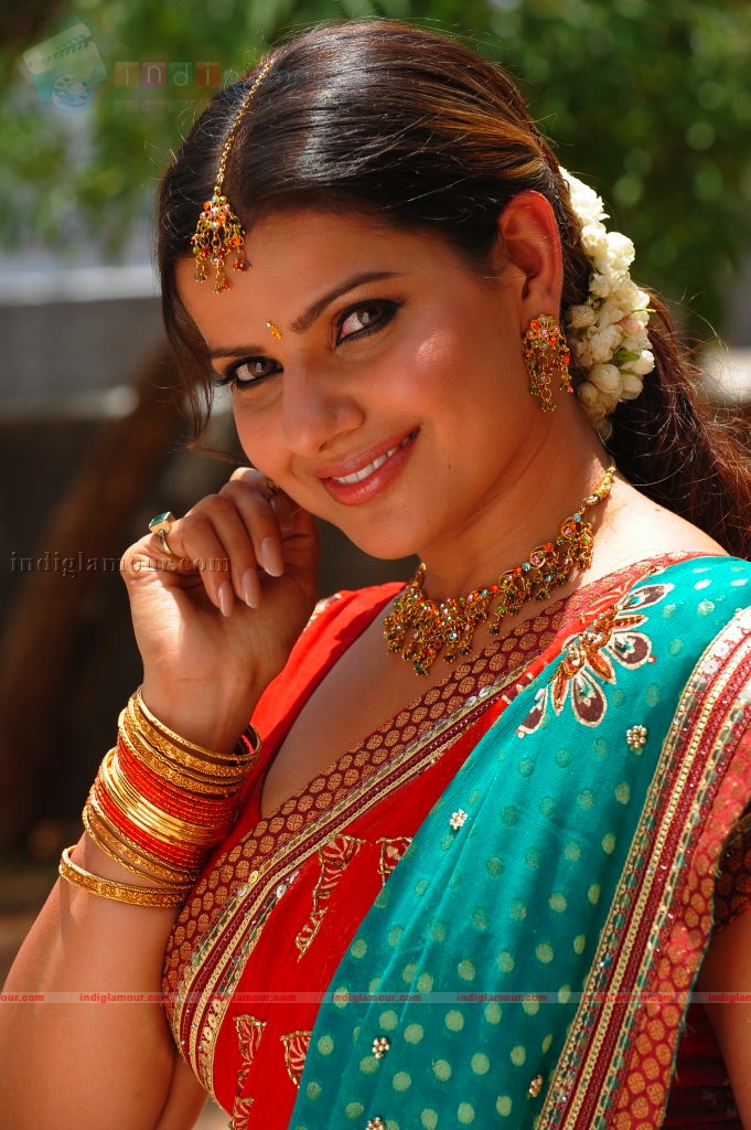 Madhu Sharma Actress hd photo