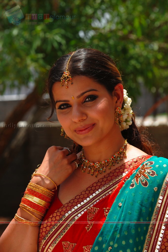 Madhu Sharma Actress hd photo