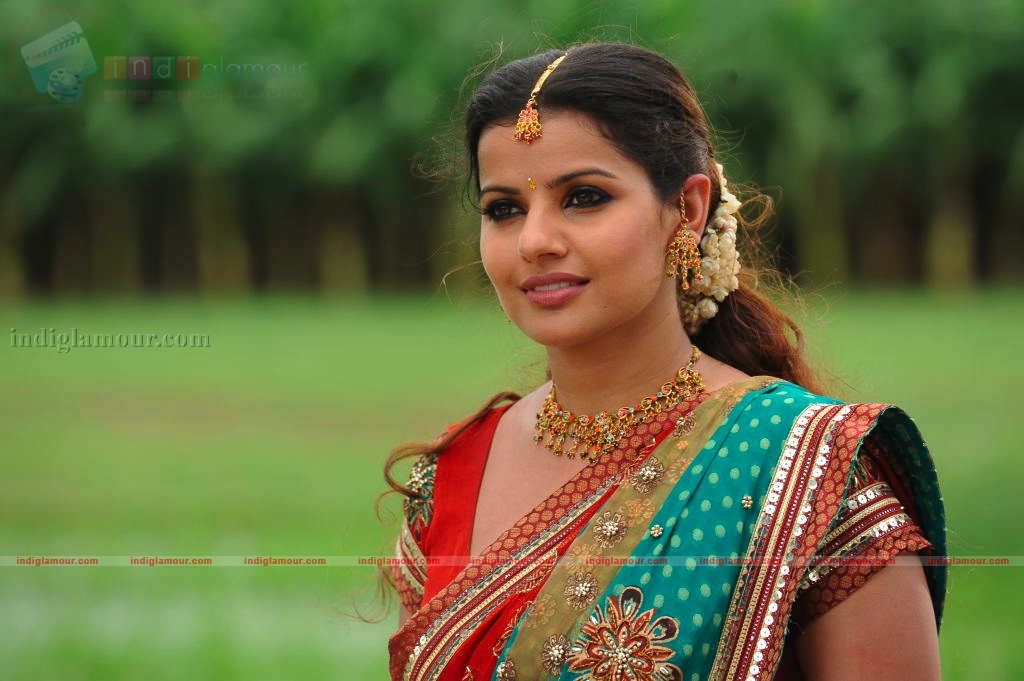 Madhu Sharma Actress hd photo