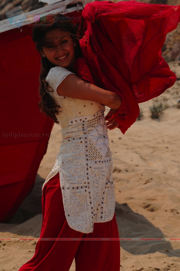 Manjari Fadnis Actress hd photo