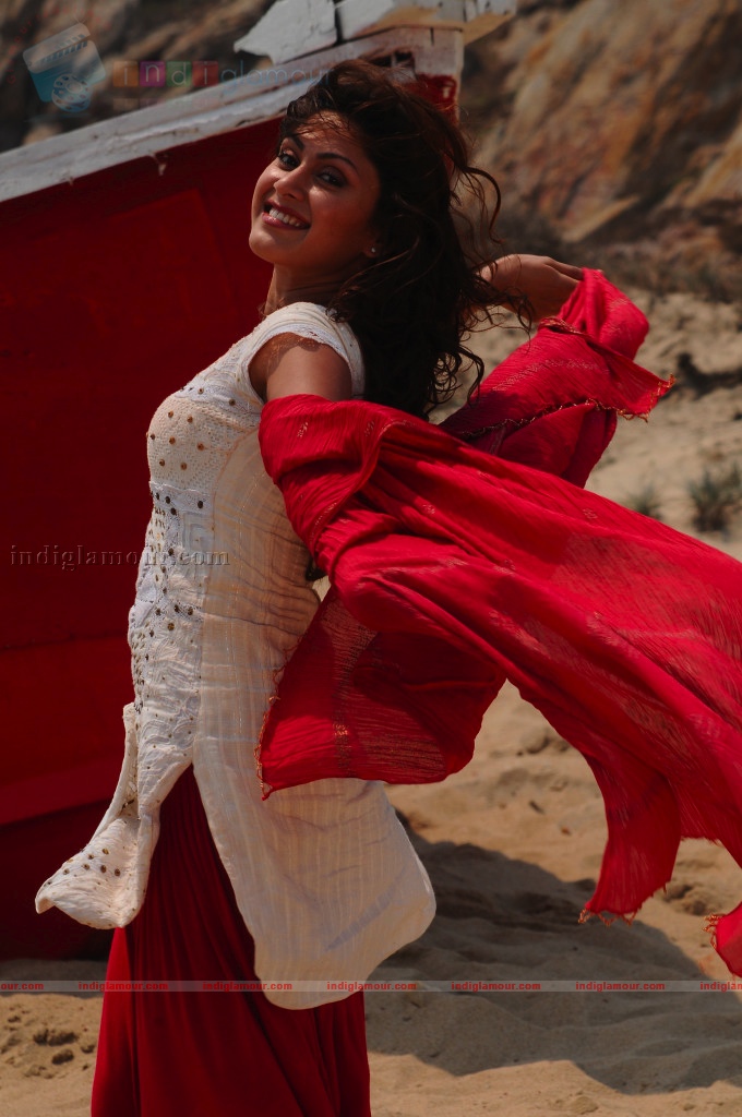 Manjari Fadnis Actress hd photo