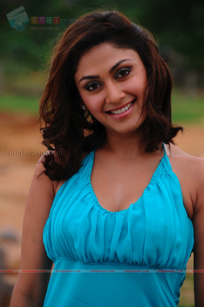 Manjari Fadnis Actress hd photo