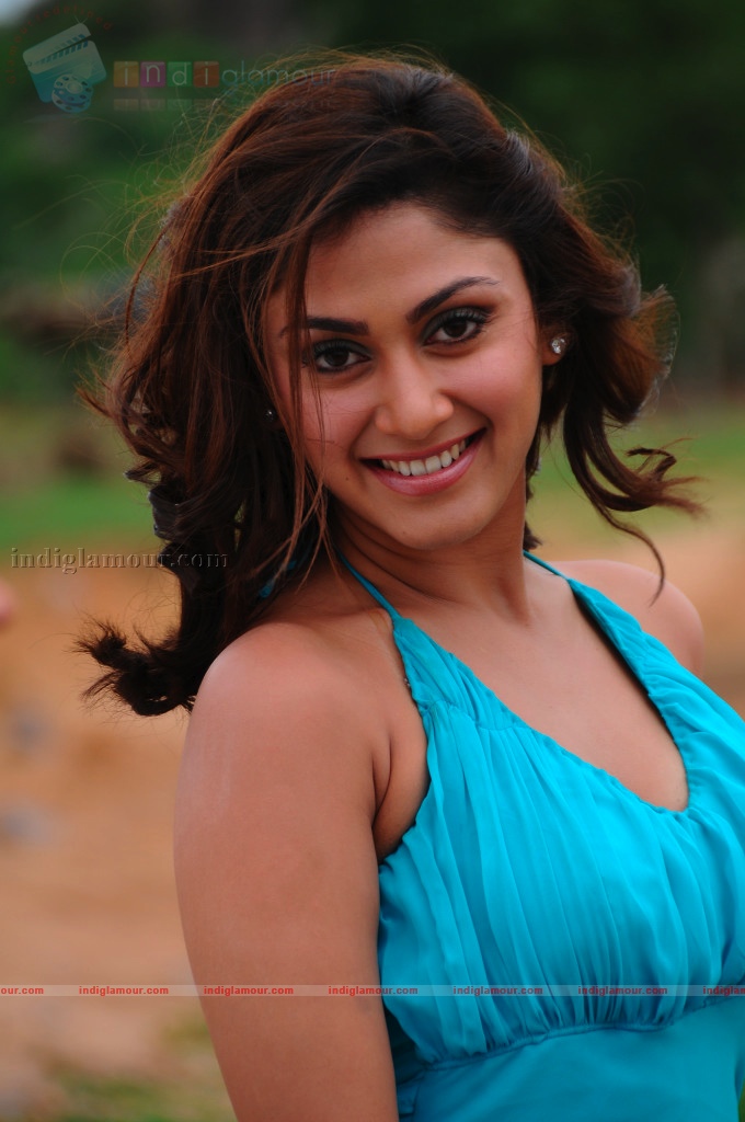 Manjari Fadnis Actress hd photo