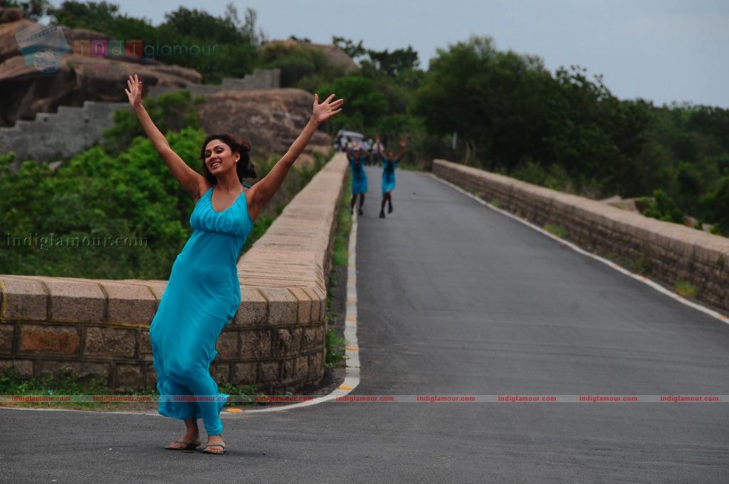 Manjari Fadnis Actress hd photo