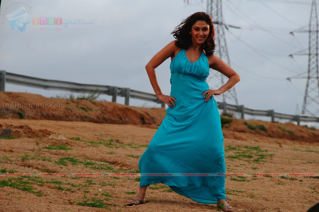 Manjari Fadnis Actress hd photo