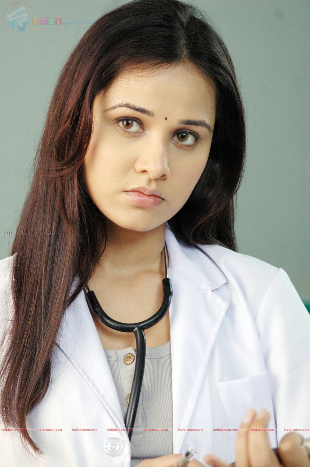 Nisha Kothari Actress hd photo