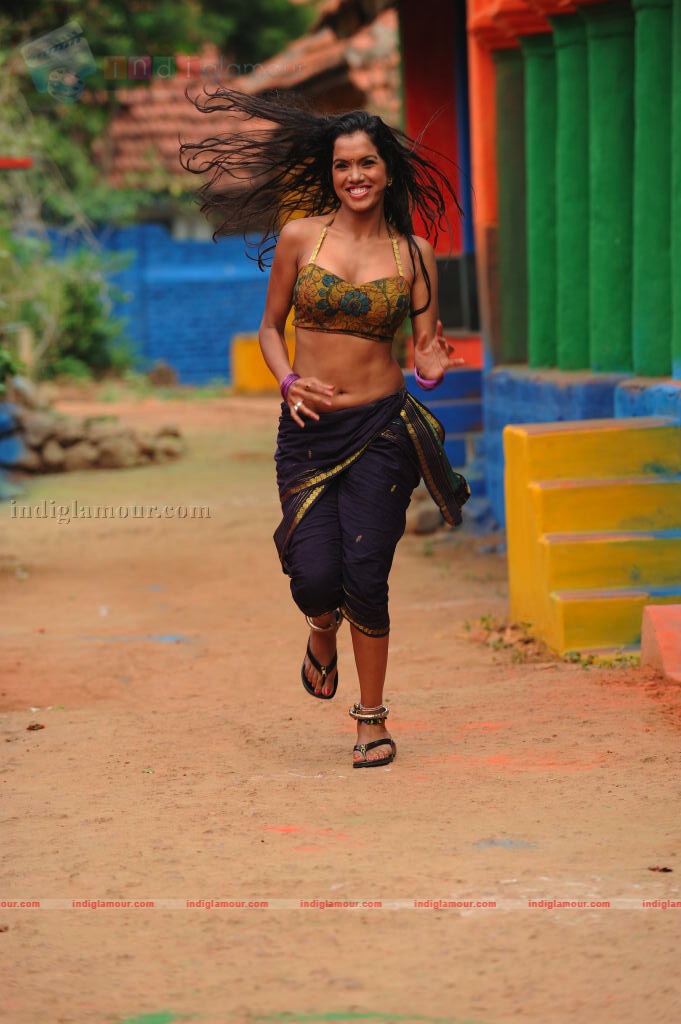 Puja Actress hd photo