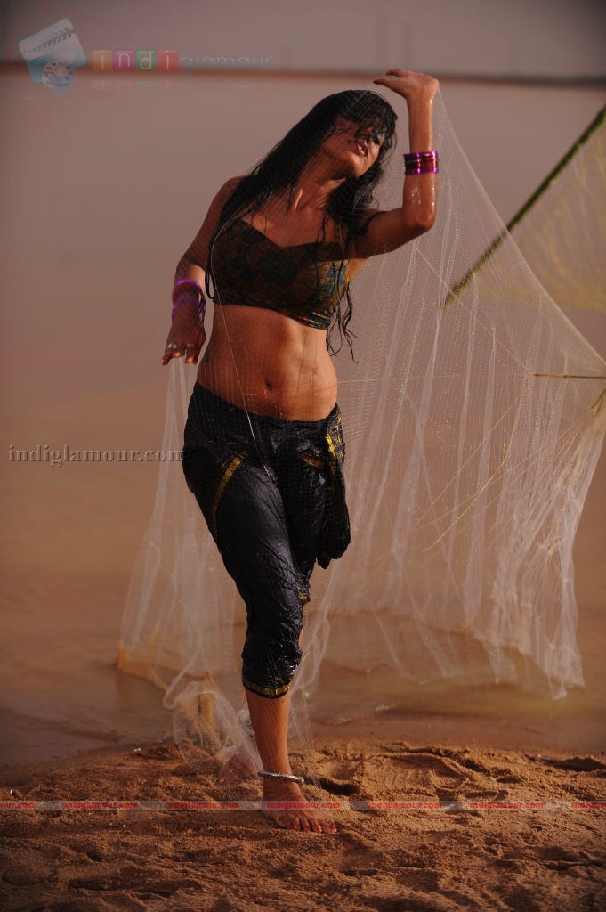 Puja Actress hd photo