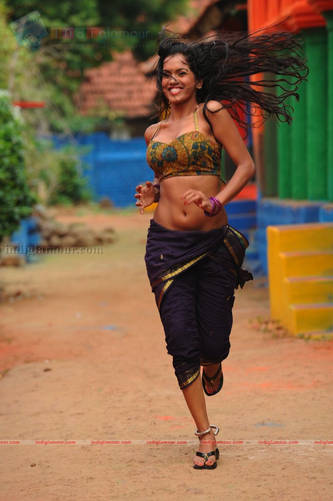 Puja Actress hd photo