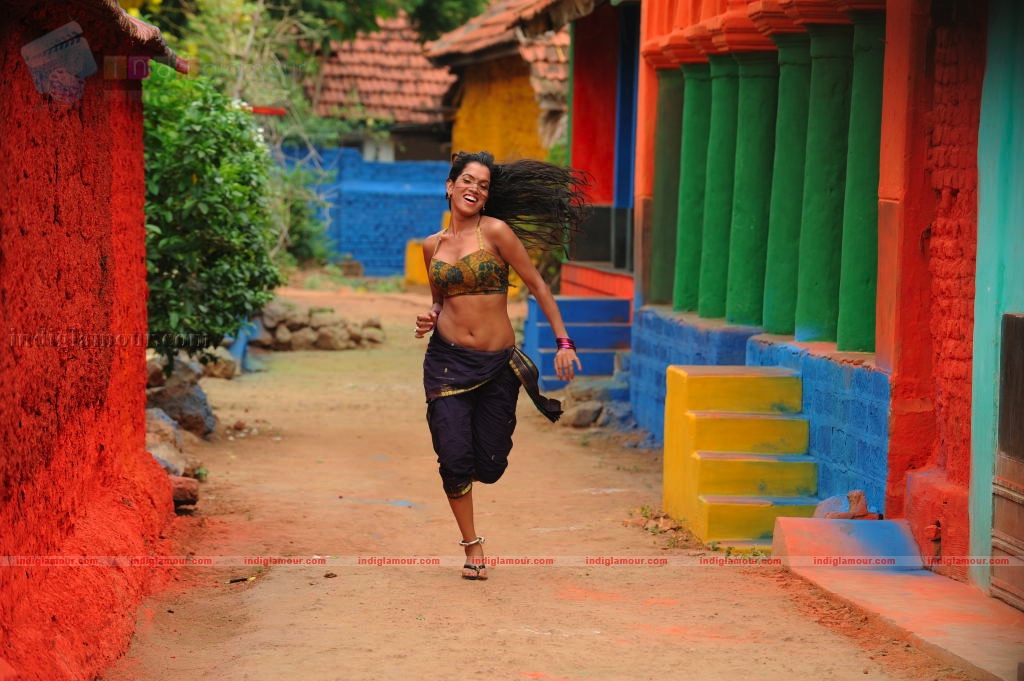 Puja Actress hd photo