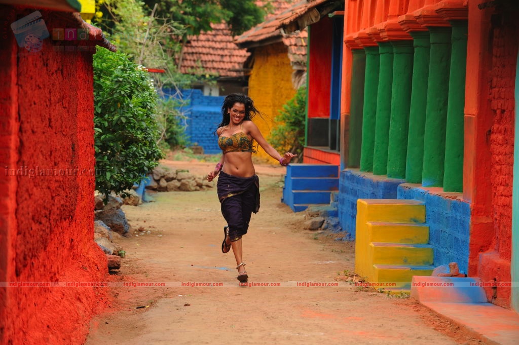 Puja Actress hd photo