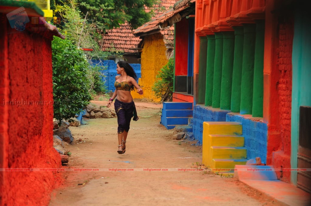 Puja Actress hd photo
