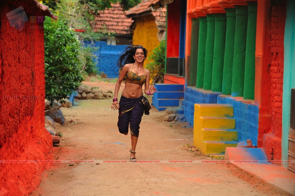 Puja Actress hd photo