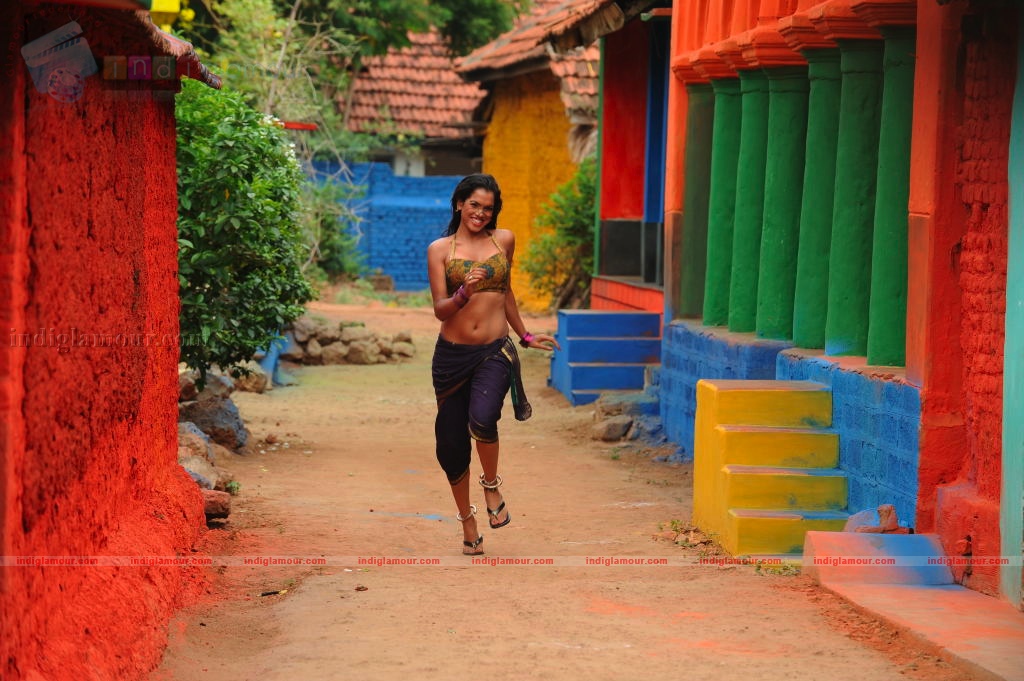 Puja Actress hd photo
