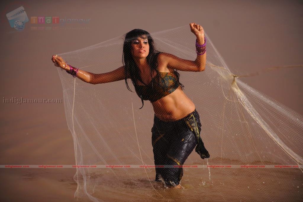 Puja Actress hd photo