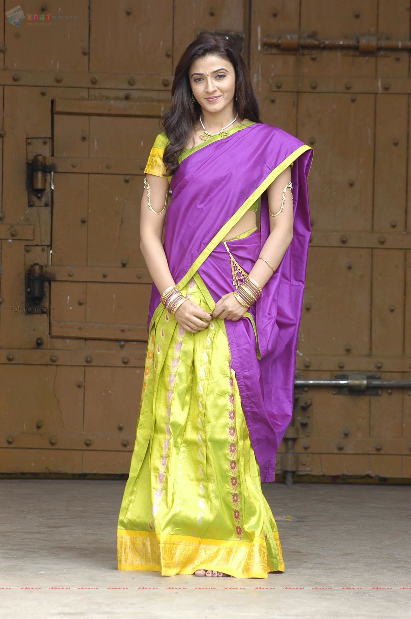 Suhasi Actress hd photo