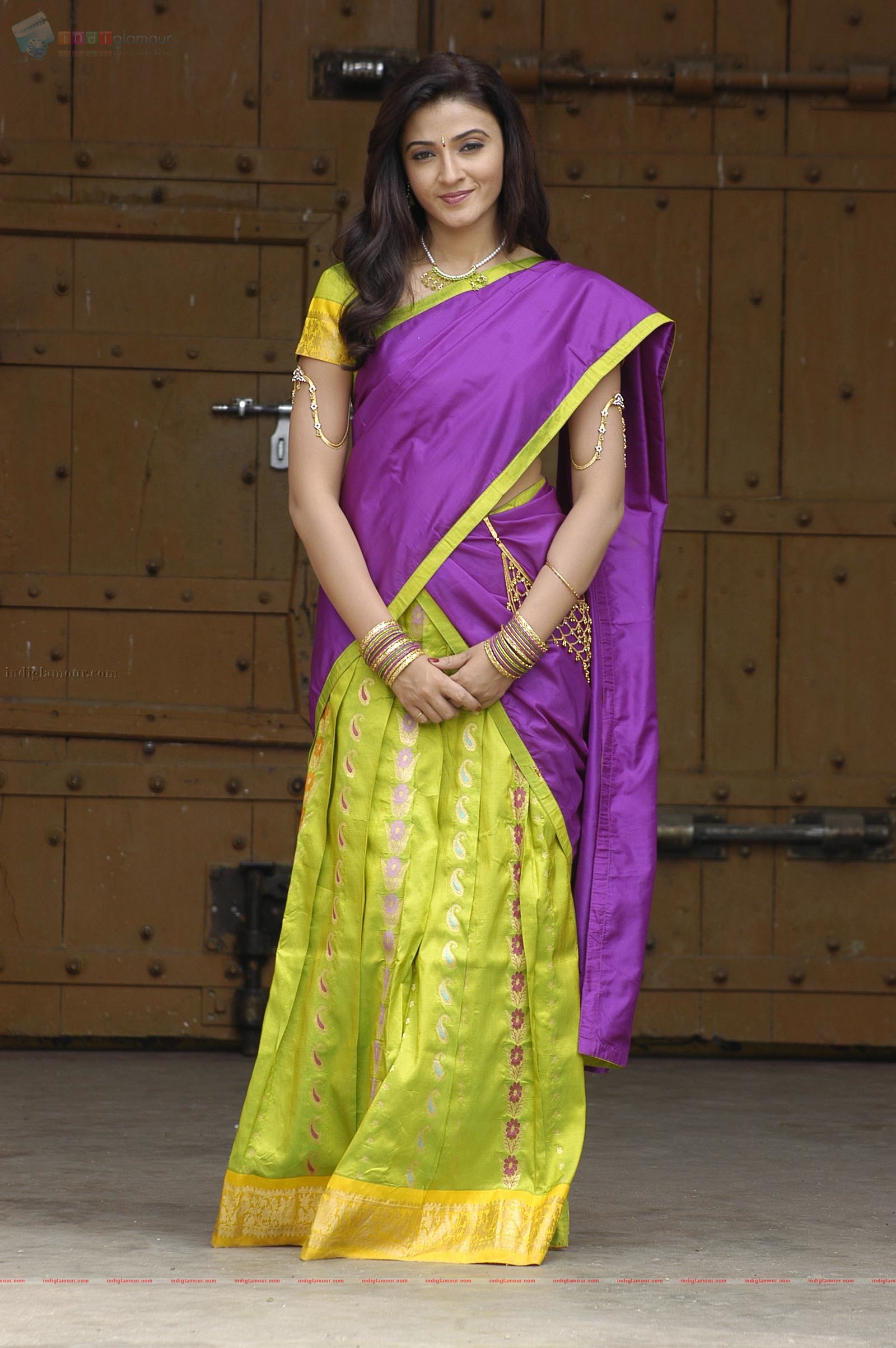Suhasi Actress hd photo