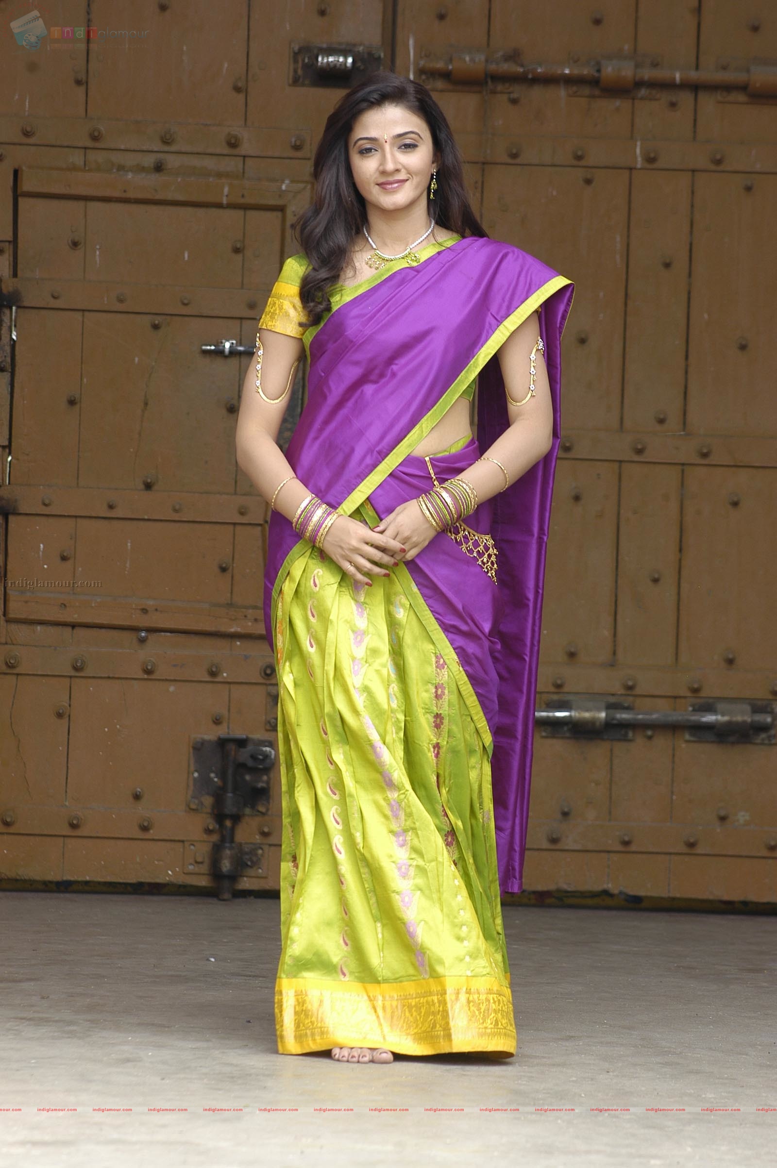 Suhasi Actress hd photo