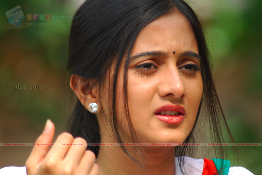 Harshika Actress hd photo