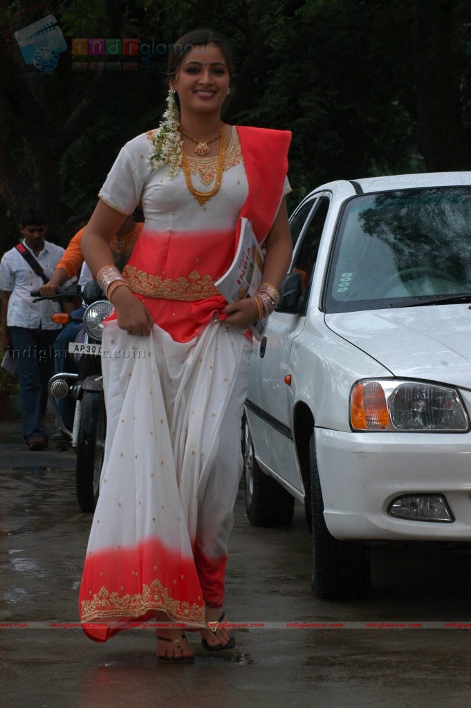 Navneet Kaur Actress hd photo