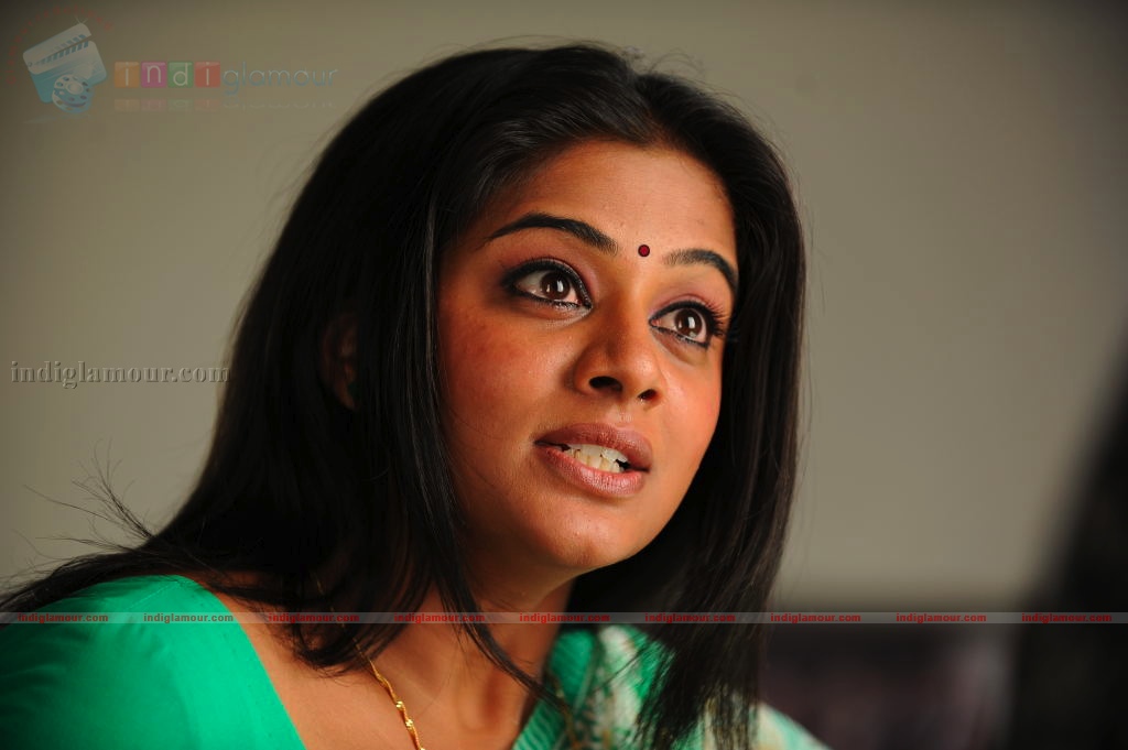 Priyamani Actress hd photo