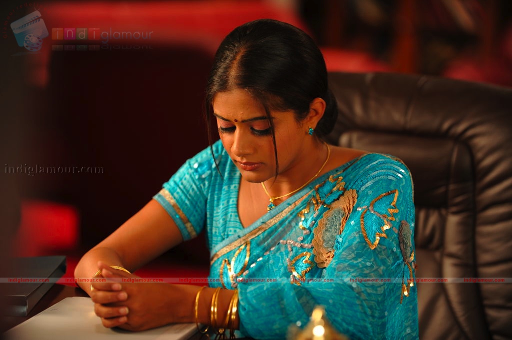 Priyamani Actress hd photo