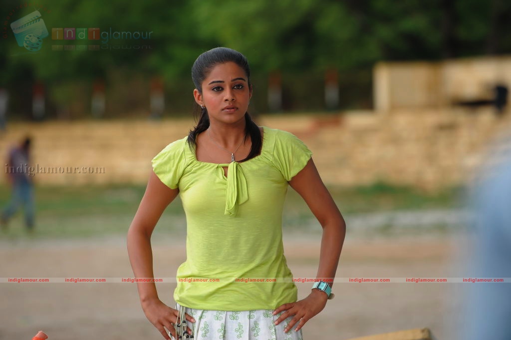 Priyamani Actress hd photo
