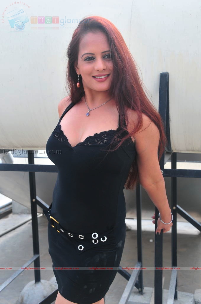 Tanisha aka Sangeeta Tiwari Actress hd photo