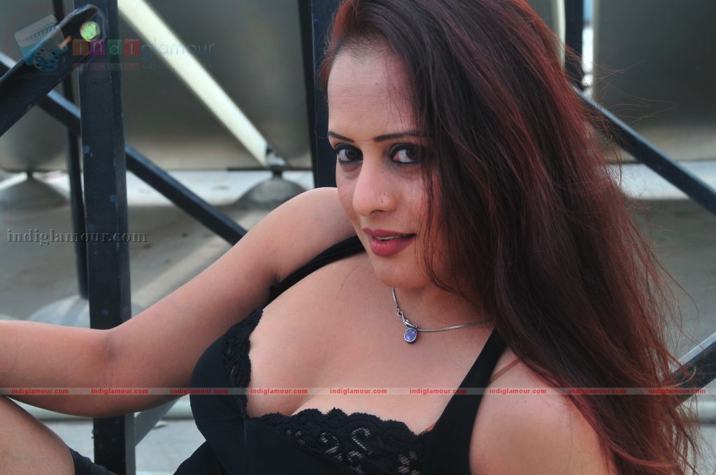 Tanisha aka Sangeeta Tiwari Actress hd photo